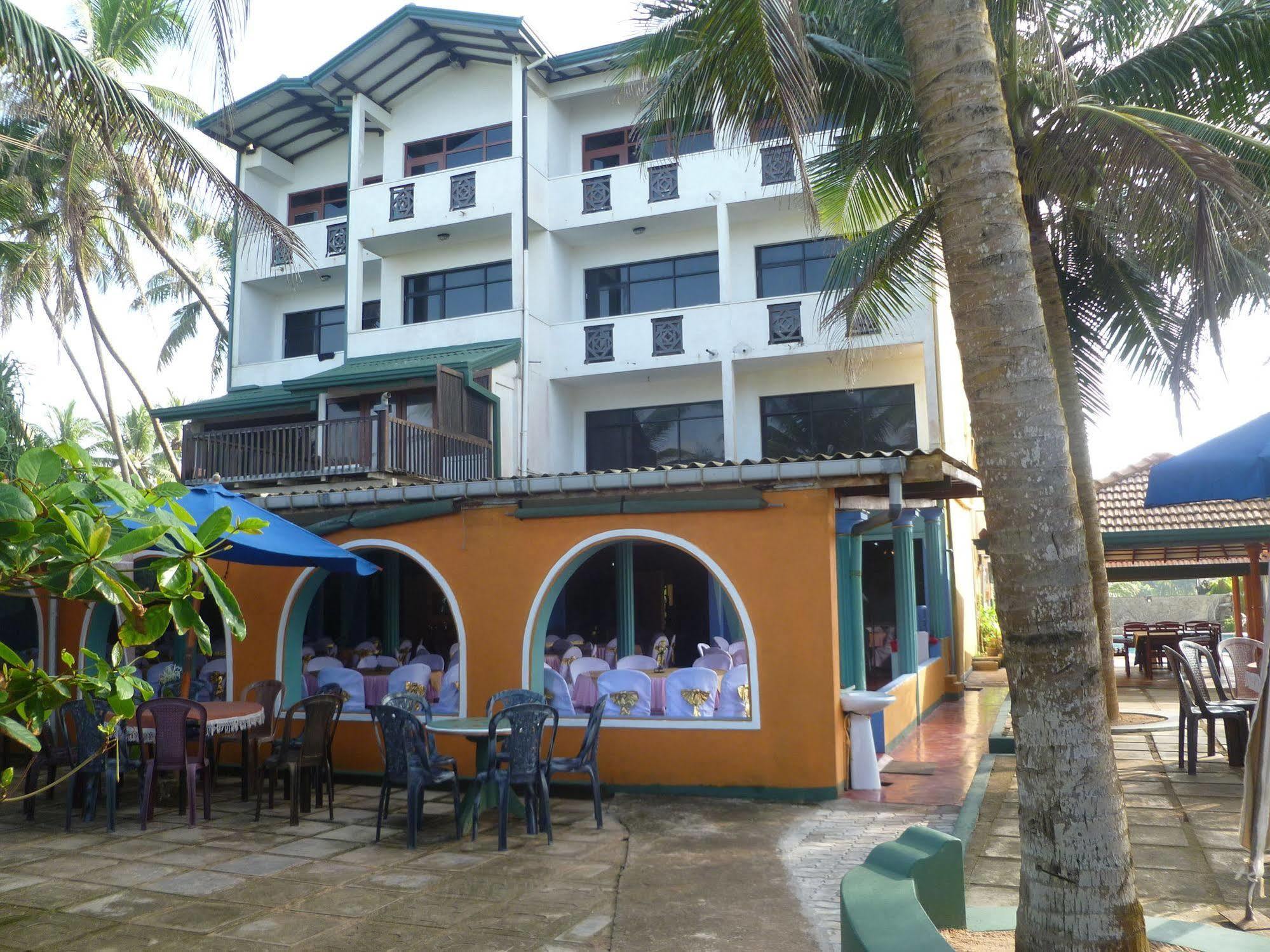 Southern Star Hotel Бентота Екстер'єр фото