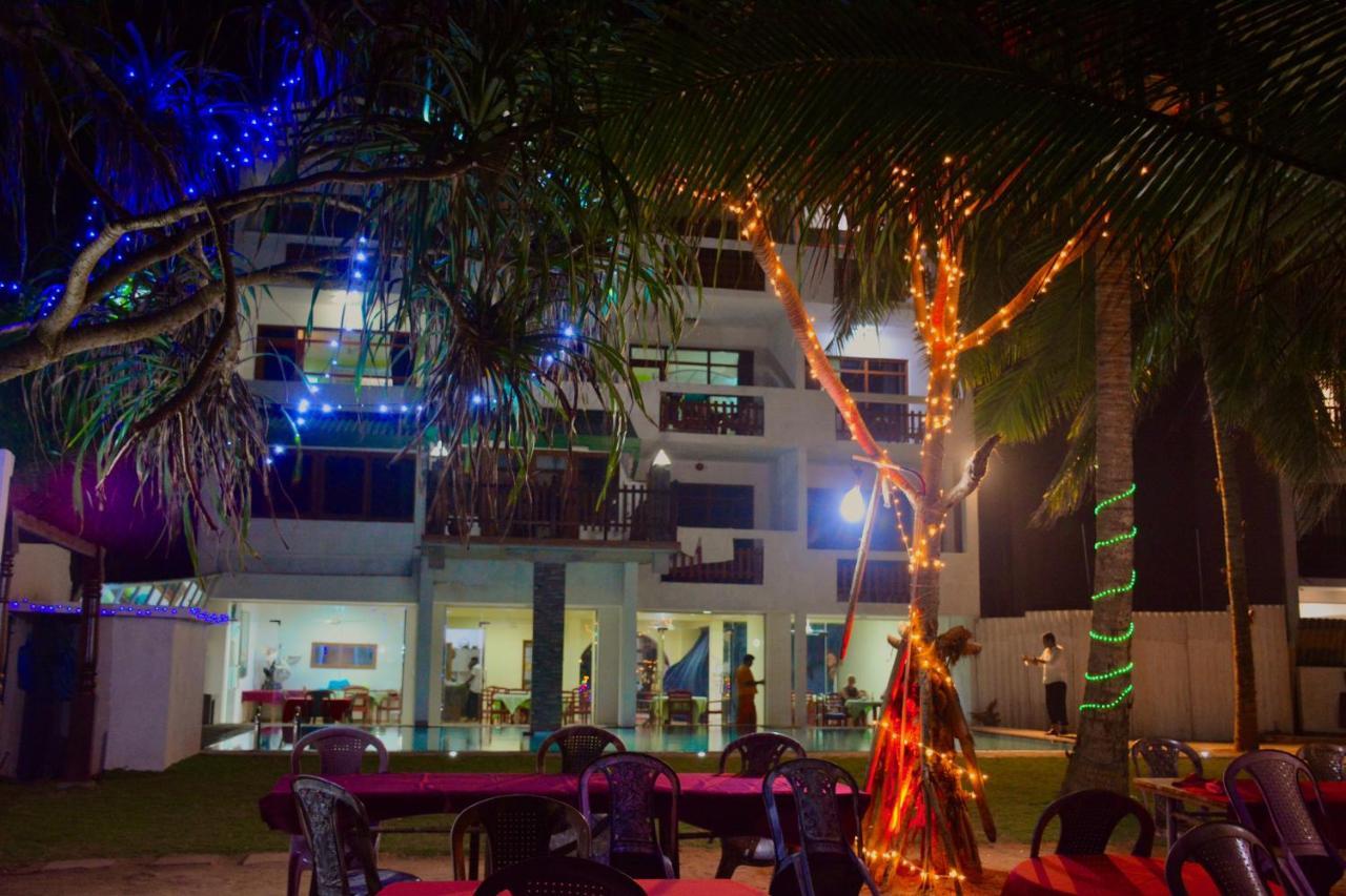 Southern Star Hotel Бентота Екстер'єр фото